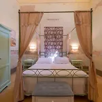Aparthotel Dimora Storica Briganti 3*