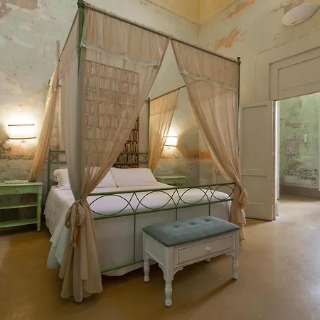Dimora Storica Briganti Aparthotel 2*