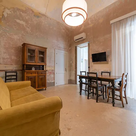 Aparthotel Dimore Briganti 3*